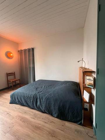 Gîte pour 5 personnes, avec jardin et terrasse dans La Terrière