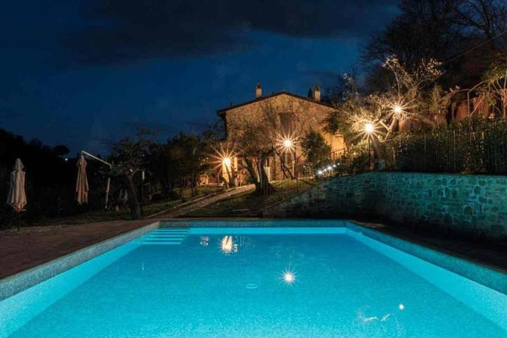 Villaggio vacanza per 3 persone, con piscina e giardino nonché panorama - 1
