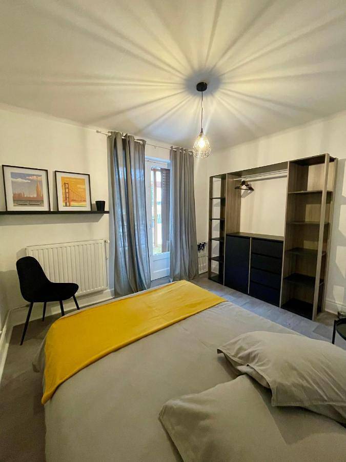 Six-Bedroom House in Le Bourget-du-Lac, Région de Chambéry