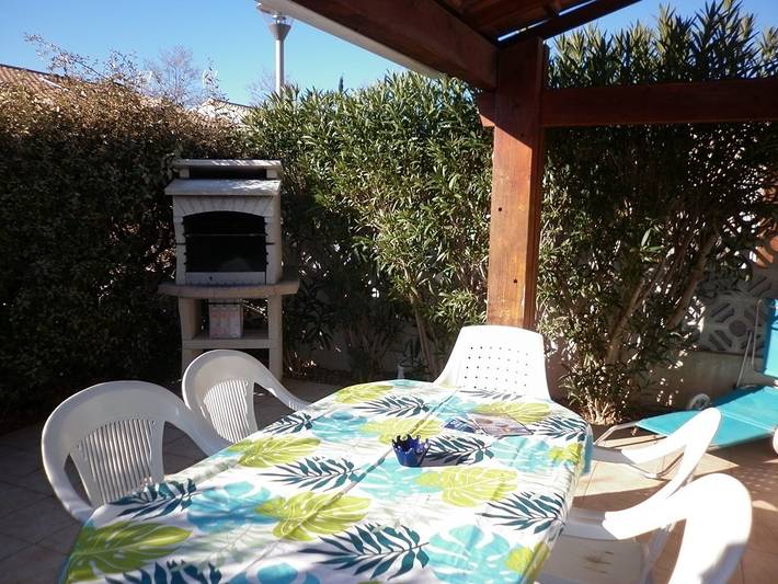 Appartement de vacances pour 7 personnes, avec jardin et piscine, animaux acceptés - 1