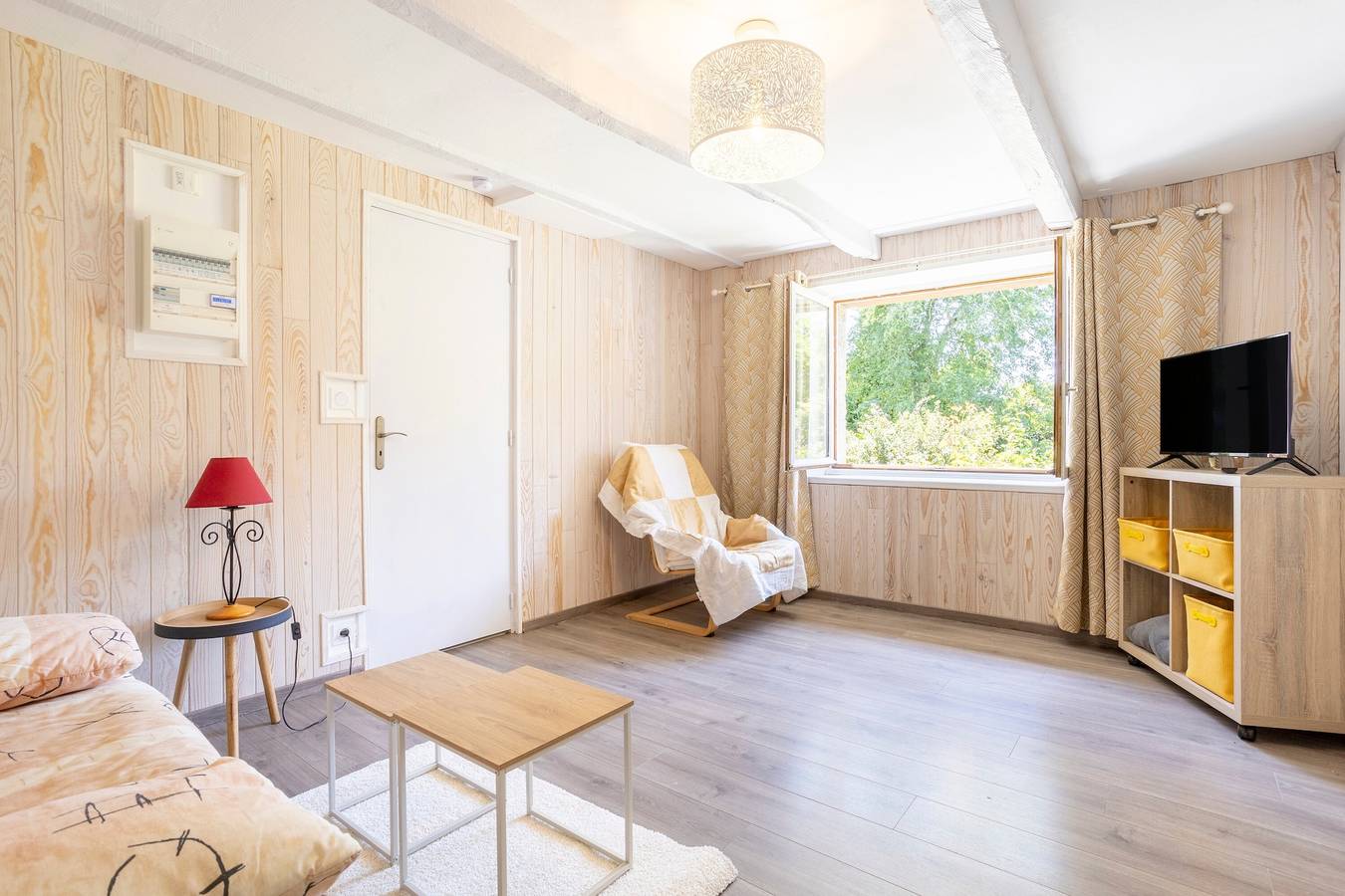 Casa de vacaciones 'Ty Bihan' con terraza privada y jardín privado in Rosporden, Region de Quimper