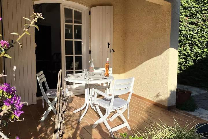 Villa pour 6 personnes, avec jardin à Sanary-sur-Mer - 2