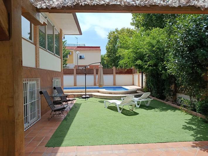 Apartamento de vacaciones para 6 personas, con piscina y jardín - 1