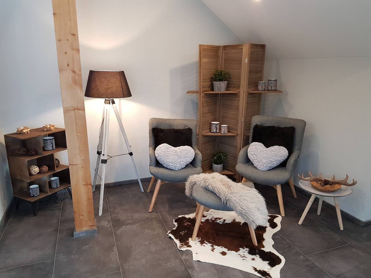 Ganze Wohnung, Eifel Dream Ardennenblick mit privatem Außenwhirlpool und Sauna in Roth bei Prüm, Naturpark Hohes Venn-Eifel