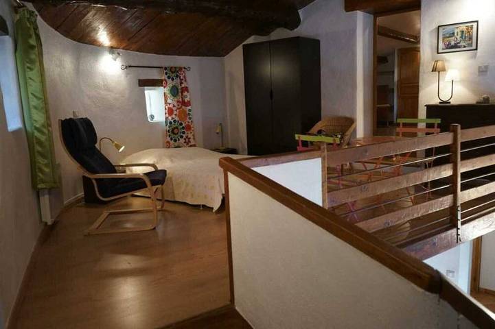 Location de vacances pour 6 personnes, avec piscine et jardin à Fontarèches - 3