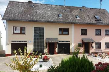 Ferienhaus für 8 Personen, mit Balkon und Garten am Mittelrhein