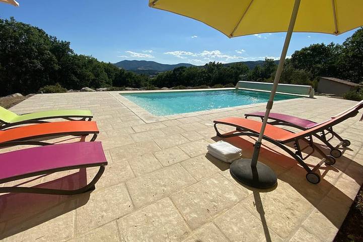 Villa pour 10 personnes, avec Terrasse et Jardin