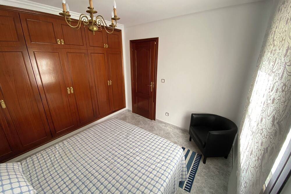 Mera, casa con gran jardín a 300 metros de la playa. in Serantes, Oleiros (Espanha)