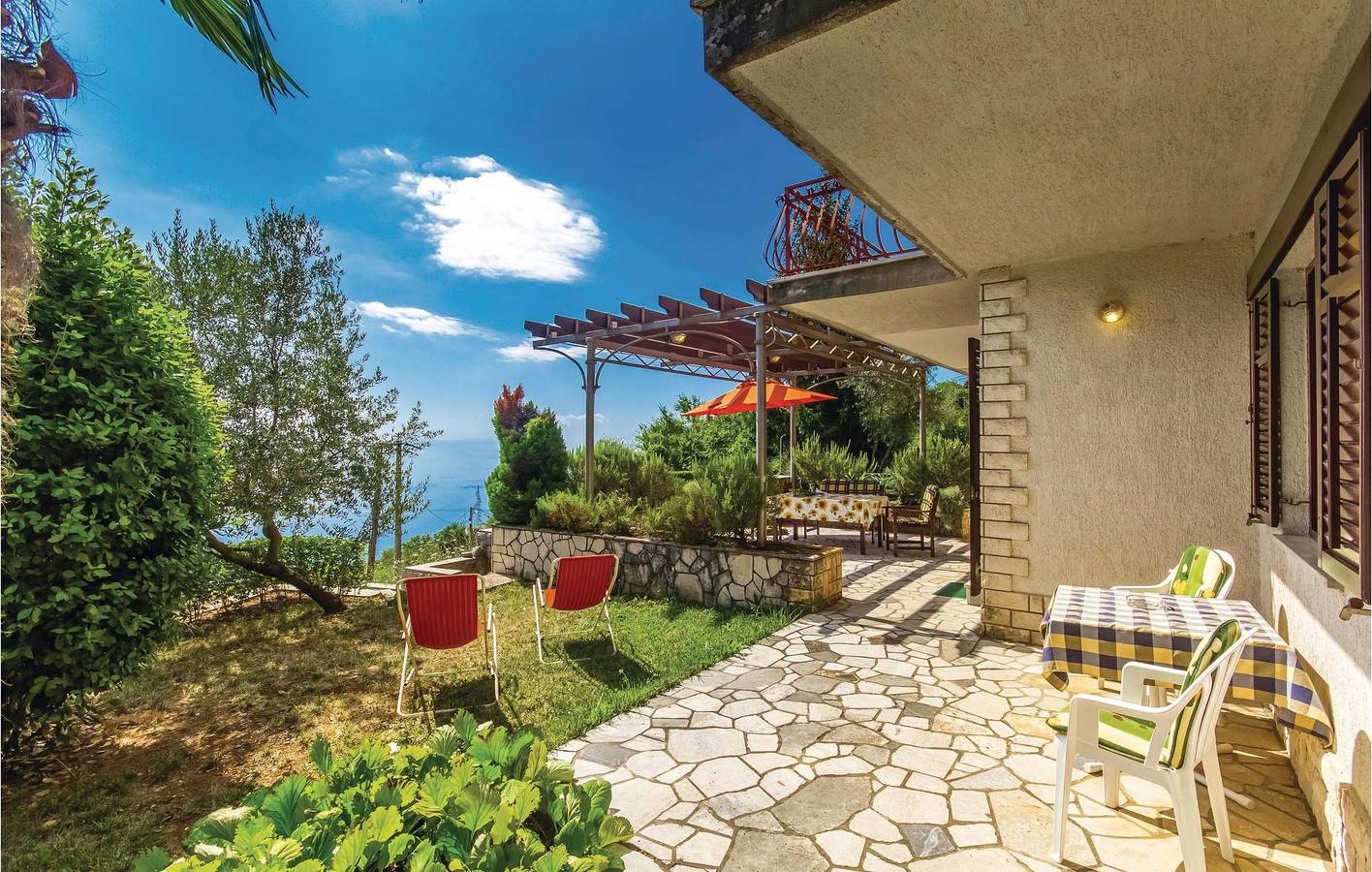 Entire holiday apartment, Holiday apartment for 5 people with terrace in Opatija Riviera