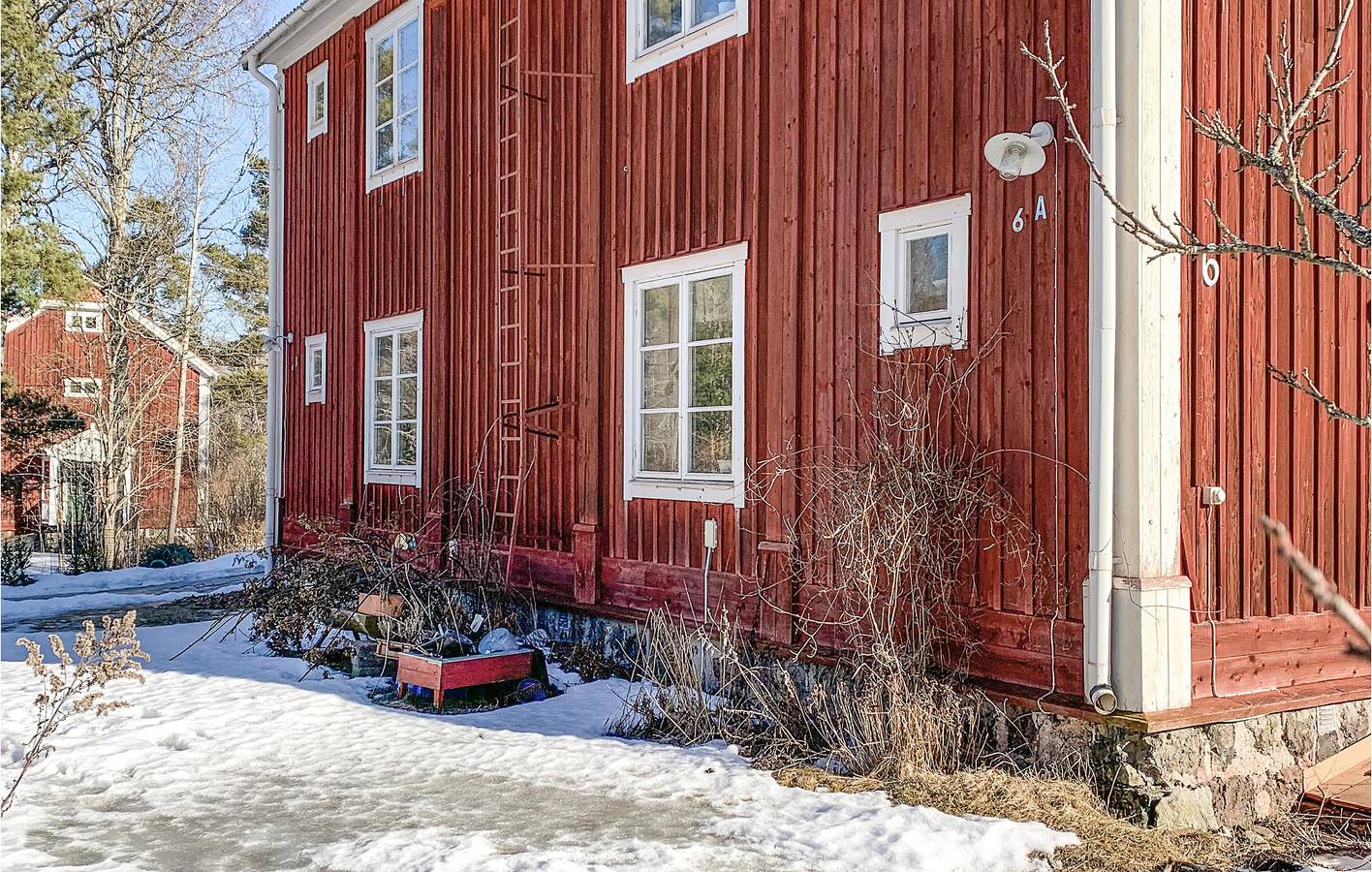 Ganze Ferienwohnung, Ferienwohnung für 5 Personen mit Garten in Västmanland