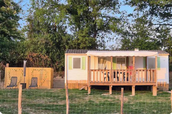 Mobile home for 6 people - 1