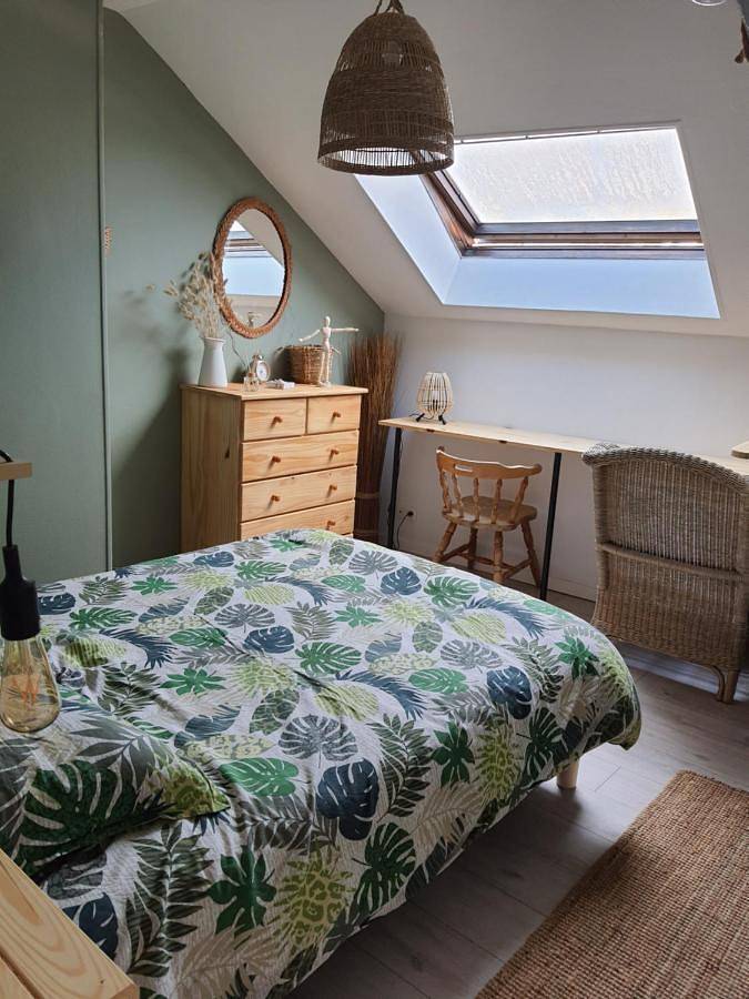 Appartement entier, One-Bedroom Apartment in Provins, Seine-et-Marne