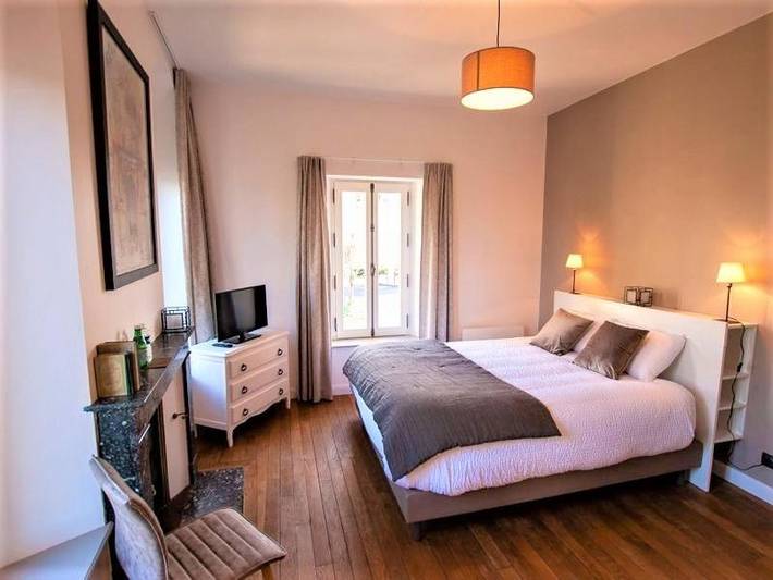 Chambre d’hôte pour 2 personnes, avec Jacuzzi ainsi que Terrasse et Sauna