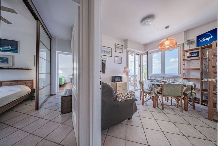 Entire apartment, [Orizzonte Blu] Panoramic terrace • Sea 1km in Pietra Ligure, Pietra Ligure Municipality
