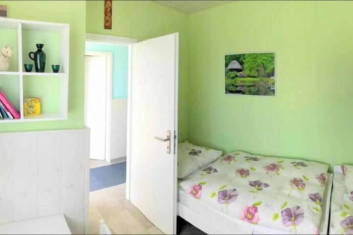 Ferienhaus für 4 Personen, mit Terrasse in Berumbur - 3