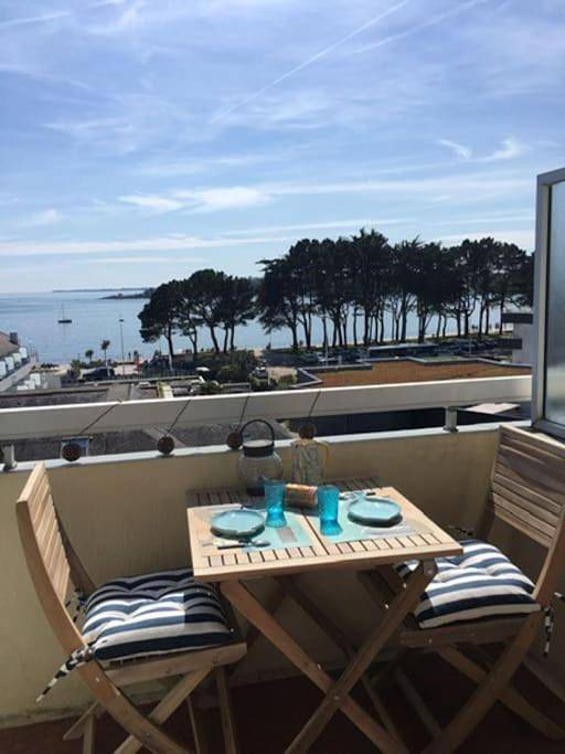 Gîte pour 2 personnes, avec vue et terrasse dans Casino de Bénodet