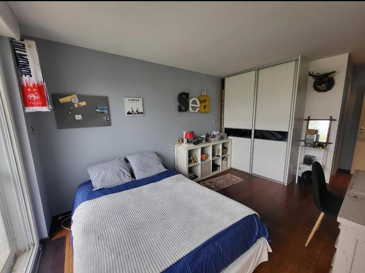 Gîte pour 2 personnes, avec terrasse et jardin ainsi que piscine et vue à Talant
