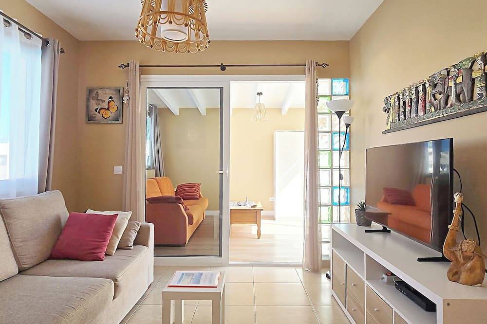 Geheel appartement, Comfortabel En Rustig Appartement Met Zwembad Een Paar Stappen Van De Zee in Corralejo, La Oliva
