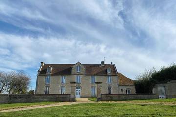 Gîte pour 8 personnes, avec jardin à Janville