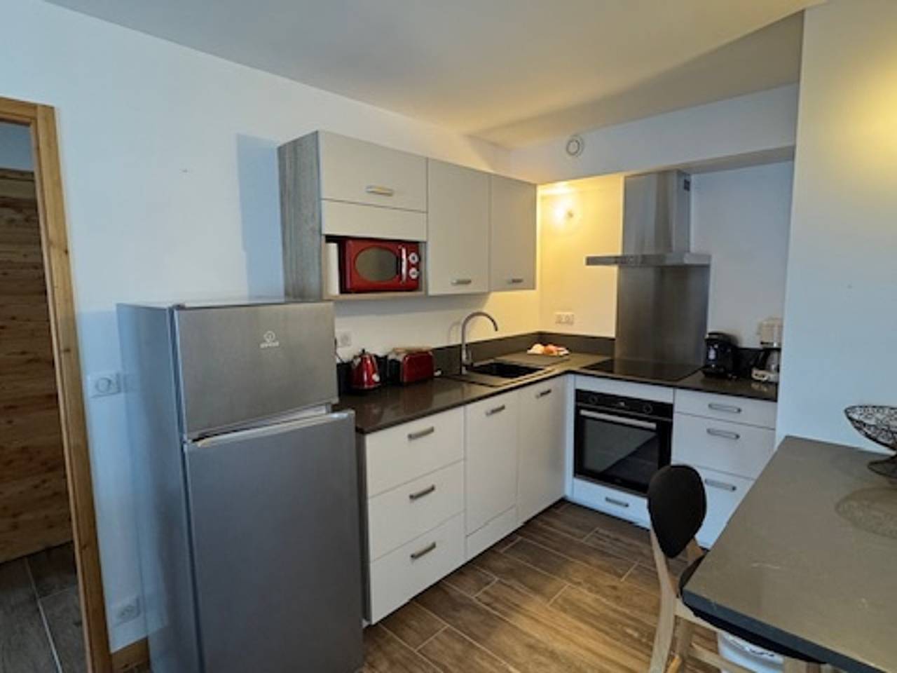Appartement entier, Appartement prestige à 50m des pistes avec balcon et vue in Montgenèvre, Région de Briançon