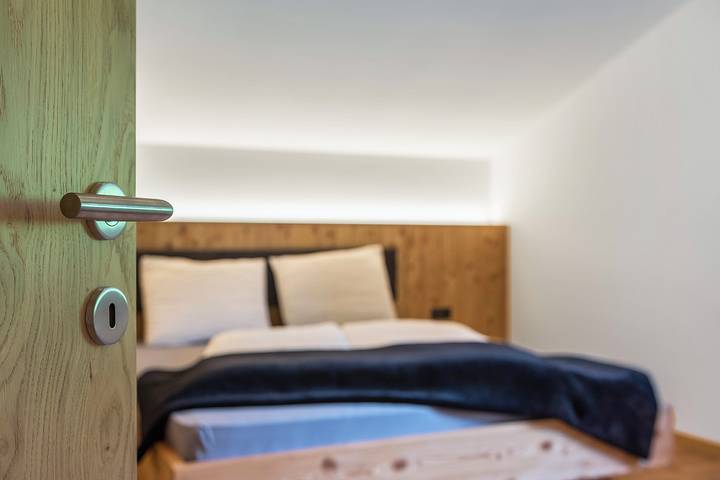 Entire apartment, Apartment 'Morodeserhof Apt Bühlen 1' with Mountain View, Shared Terrace and Wi-Fi in Tiosels, Kastelruth