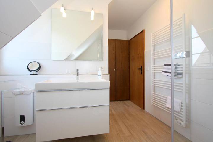 Ganze Wohnung, Schöne 3-Zimmerwohnung auf ca. 76m² Wohnfläche, für bis zu 4 Personen in Nordfriesische Inseln (Schleswig-Holstein) (Schleswig-Holstein), Wenningstedt
