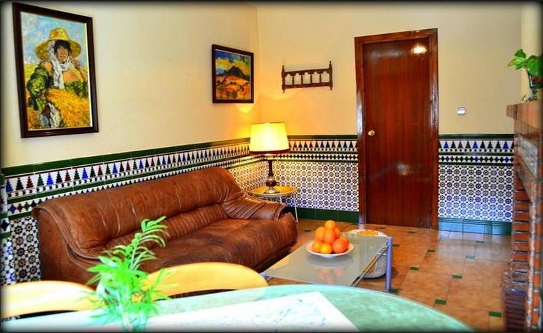 Location de vacances pour 9 personnes, avec piscine et jardin à La Zubia - 2