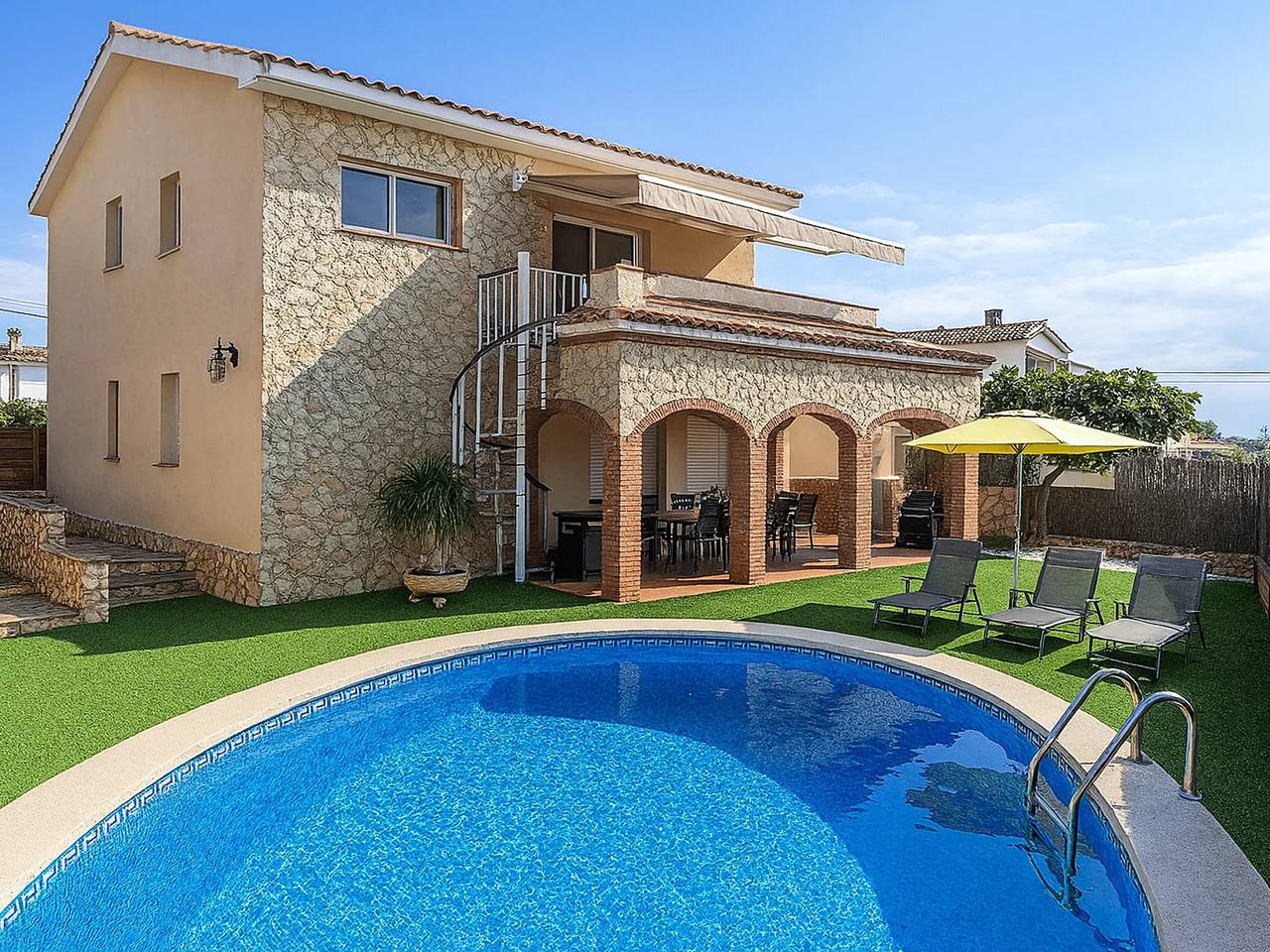 Casa 8 Personas in Pineda de Mar, Costa del Maresme