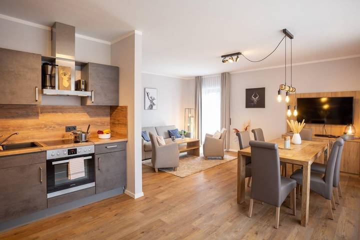 Hütte für 6 Personen, mit Balkon und Whirlpool sowie Terrasse und Garten in Braunlage