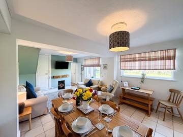 Holiday Home for 8 People in Tenby, Pembrokeshire, Photo 3