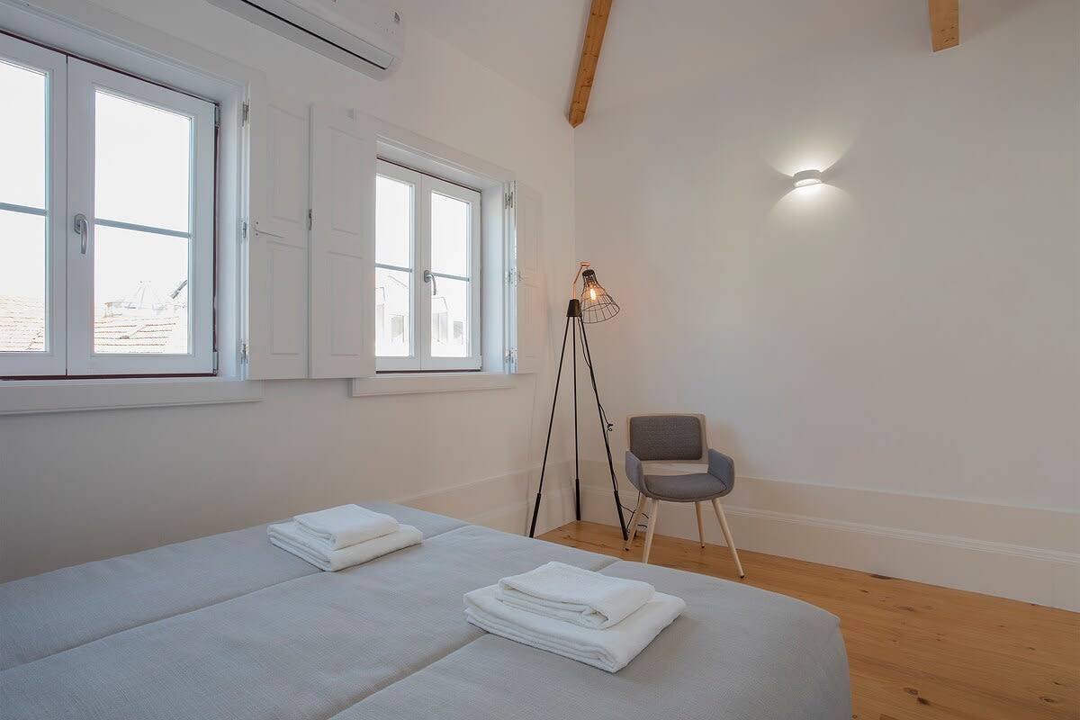 Entire apartment, Liiiving in Porto | Historic & Sunny Terrace in Cedofeita, Porto
