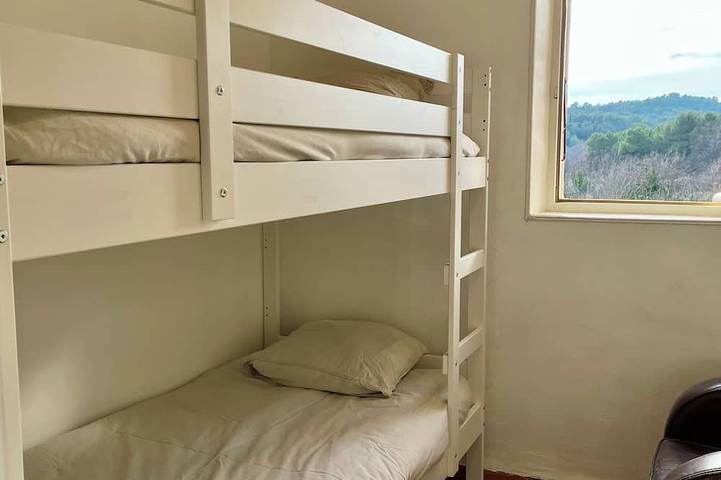 Location de vacances pour 5 personnes, avec balcon ainsi que jacuzzi et jardin à Peypin-d'Aigues - 3