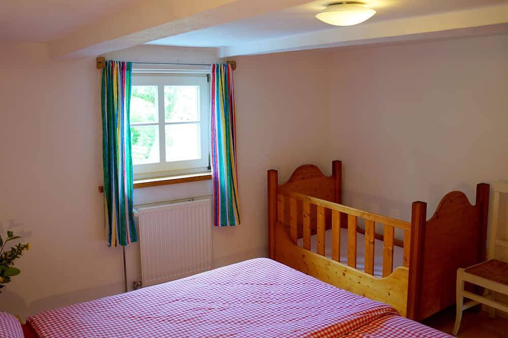 Schönes Landhaus mit großem Garten, direkt am Wanderweg, ideal für Familien in Sundern, Hochsauerlandkreis