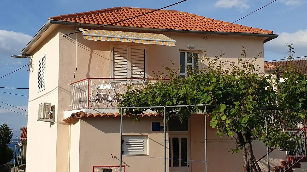 Cijeli apartman za odmor, Ferienwohnung für 4 Personen (37 m²) in Lukoran in Lukoran, Otok Ugljan
