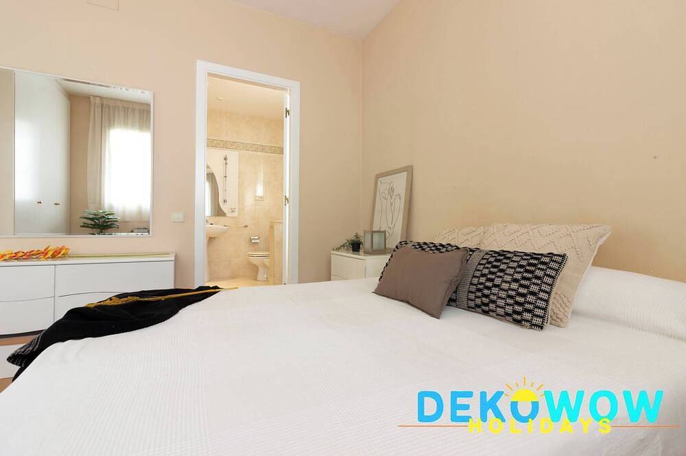 Villa Palmeral- Piscina, Gran Jardin, Bbq, Parking in Roda de Bará, Costa Dorada