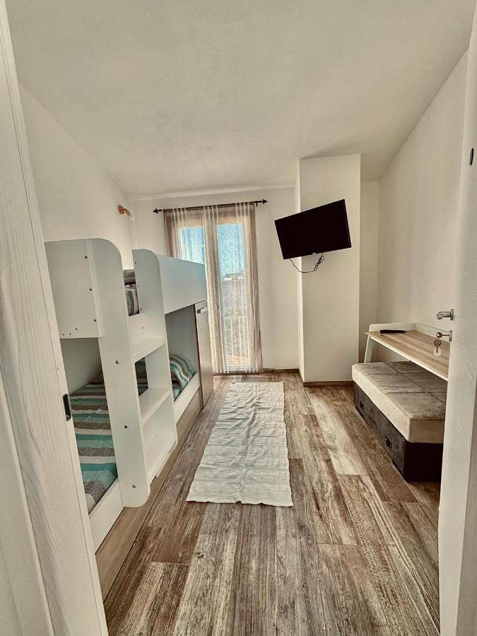 Chambre d’hôte pour 2 personnes, avec terrasse dans Orosei - 2