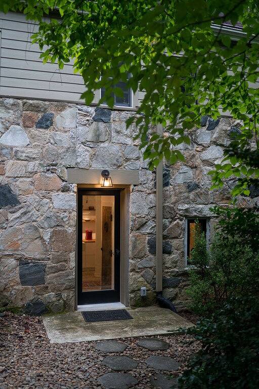 Ganze Wohnung, Die Waldtür - Das Lap von Luxury im Herzen von Tryon-Neu über Harmon Fie in Polk County NC