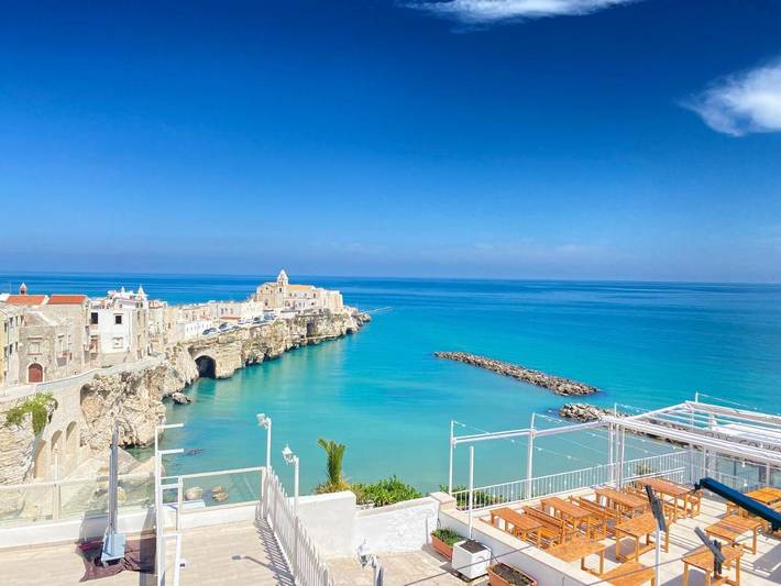 Ferienwohnung für 6 Personen, mit Balkon und Ausblick sowie Pool - 1
