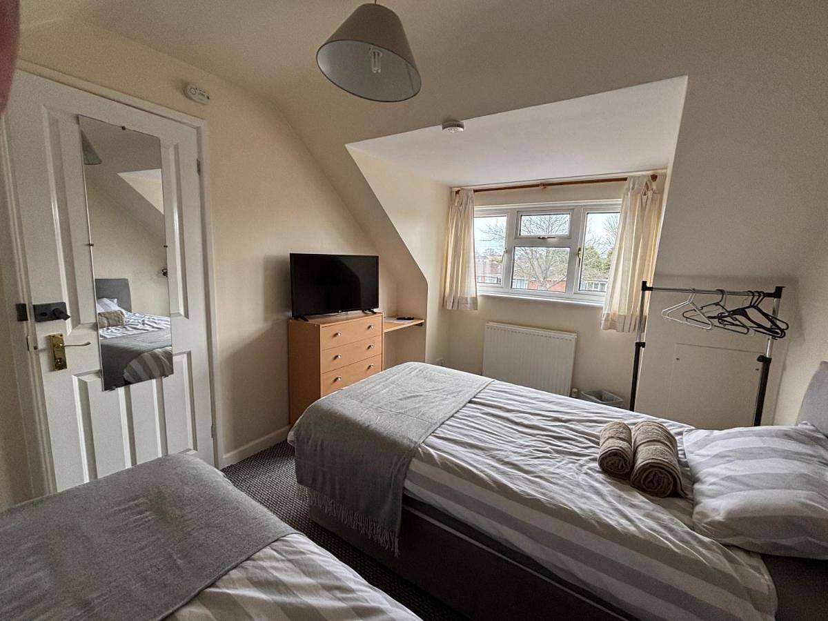 Twin Room in Hampshire
