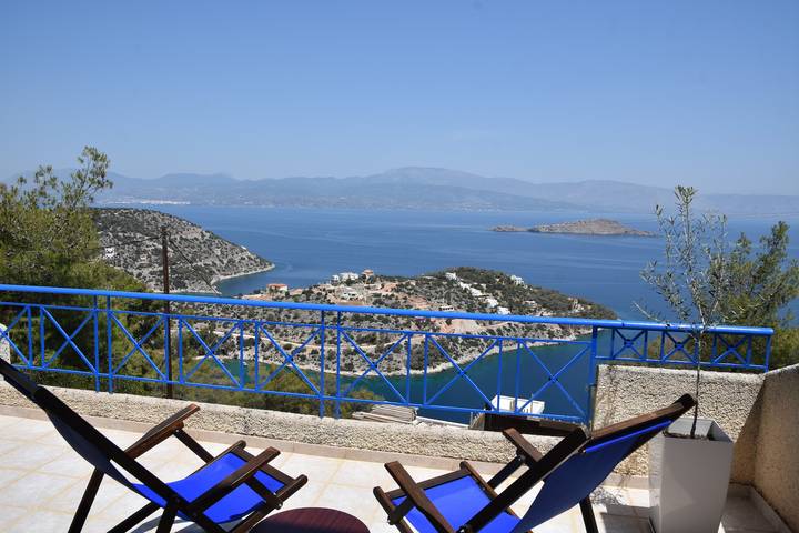 Ferienhaus für 4 Personen, mit Ausblick und Garten sowie Meerblick auf den Peloponnes - 4