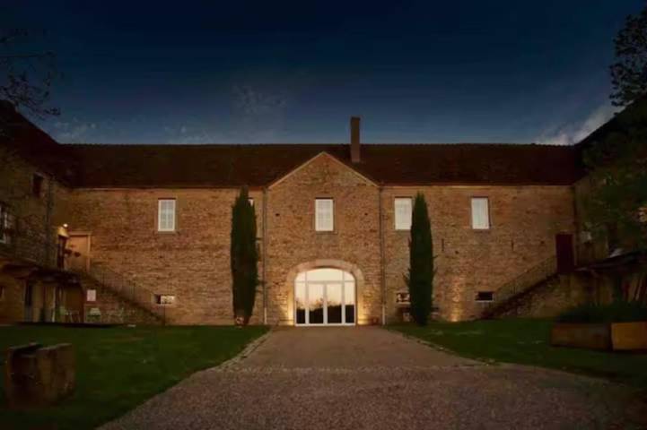 Chambre d’hôte pour 2 personnes, avec vue ainsi que piscine et jardin, animaux acceptés à Plottes - 2