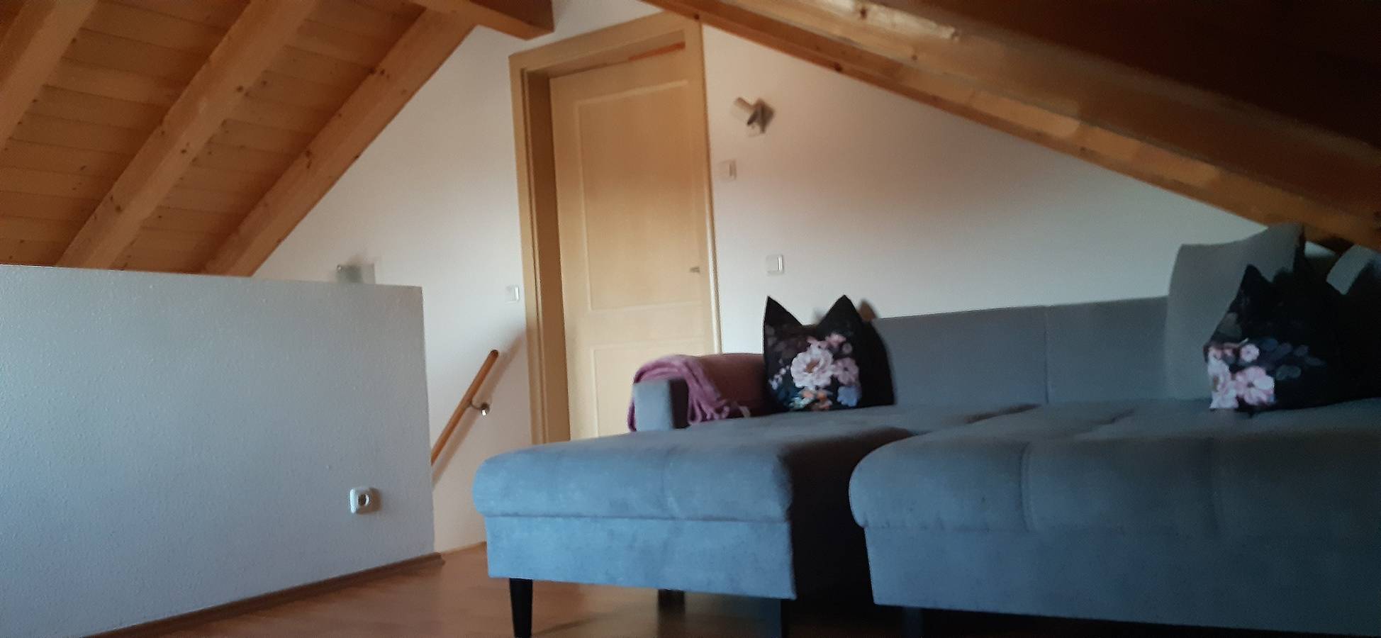 Ganze Ferienwohnung, Ferienwohnung Schloßblick - Ferienwohnung Schloßblick mit Balkon für max. 4 Personen in Bernau am Chiemsee, Chiemsee
