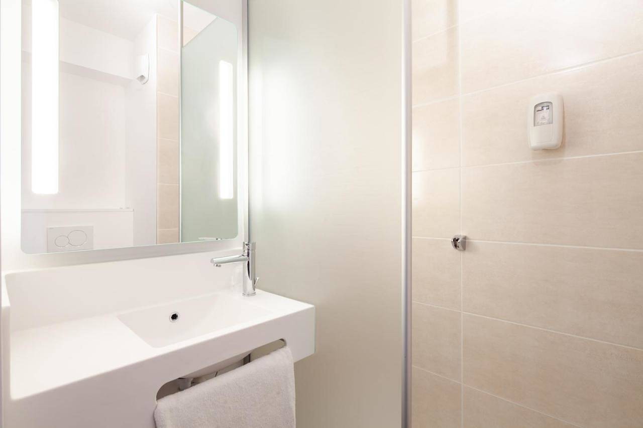 Triple Room in Cergy, Val-d'Oise