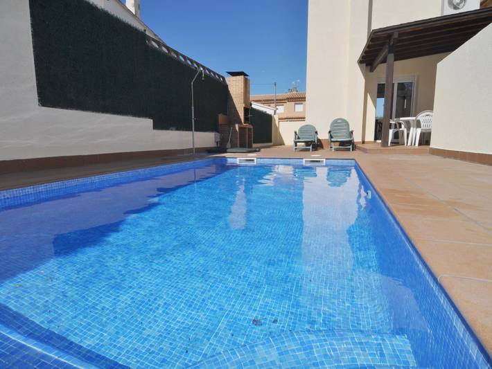 Casa rural para 7 personas, con Terraza y Jardín en Viladamat