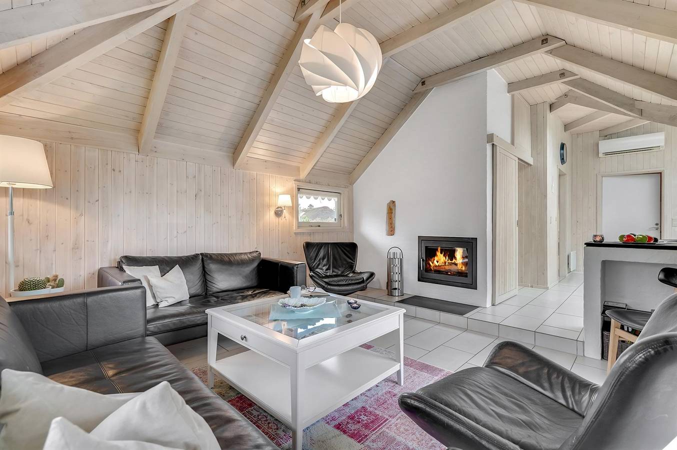 Stunning home in Vejers Strand w/ Wifi and 4 Bedrooms in Vejers Strand, Varde