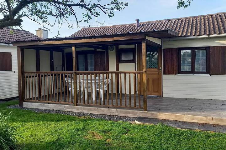 Gîte pour 6 personnes, avec Terrasse à Osmanville