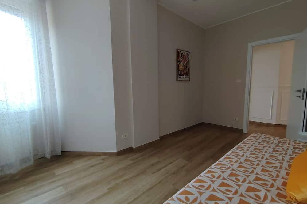 Appartamento intero, Casa Allegria\na 5 minuti a piedi dal mare, intero alloggio ampio e ristrutturato in Vallecrosia, Riviera di Ponente