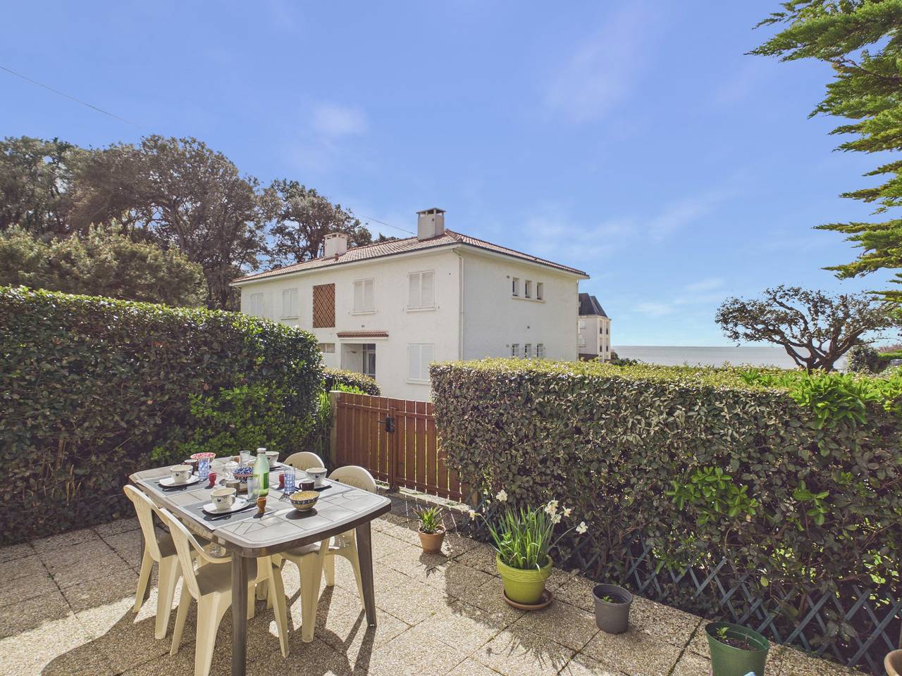 Appartement entier, Appart. 4 pers. face mer + terrasse + animaux in Pornic, Côte de Jade