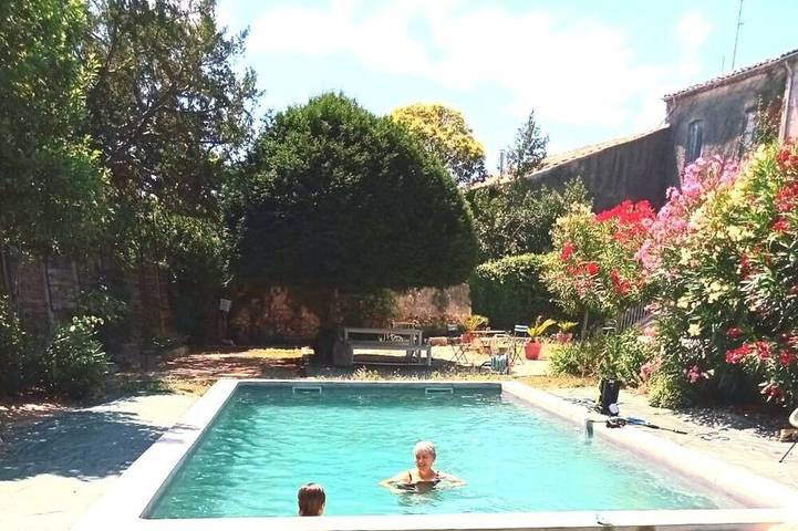 Chambre d’hôte pour 8 personnes, avec Piscine