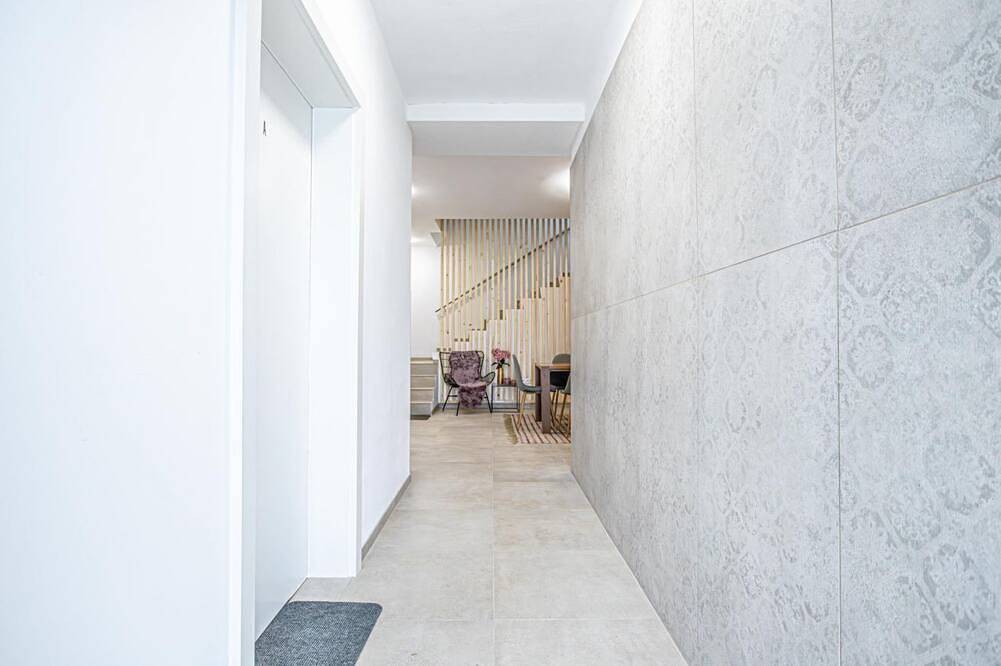 Ganze Wohnung, Elegant & Cozy 5Br Haven - By The Danube River in Krems an der Donau, Donau Niederösterreich